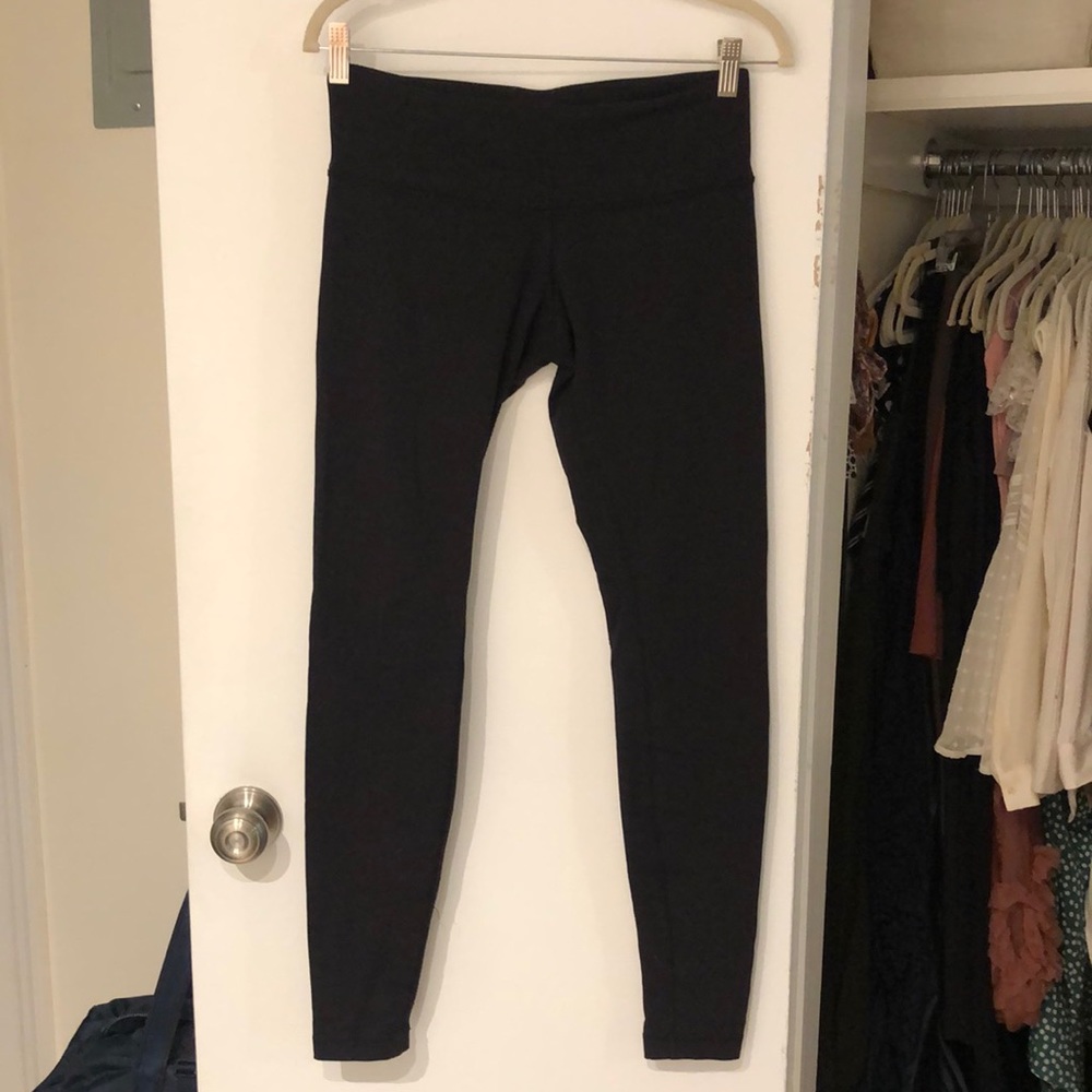 Lululemon leggings!